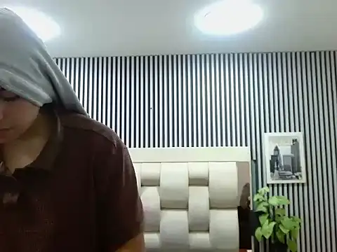 Snapshot of Alex_Wolft chatting on 05/03/26, 12:31 Alex Wolft online show from 05/03/26, 12:31