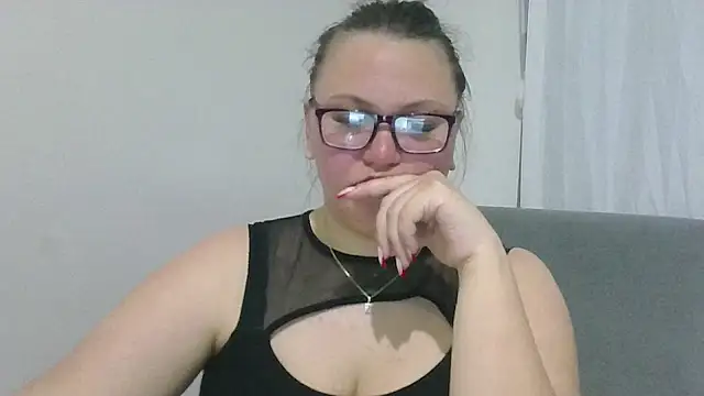 MuseChic Wild online show from 04/15/26, 07:58
