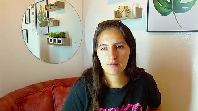 Snapshot of Sharon_makelove chatting on 05/12/26, 01:28 Sharon makelove online show from 05/12/26, 01:28