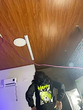 Sary LittleSmiles online show from 04/24/26, 03:52