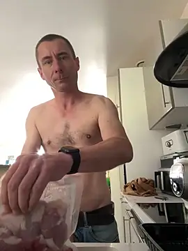 johnsex1989 online show from 04/28/26, 07:46