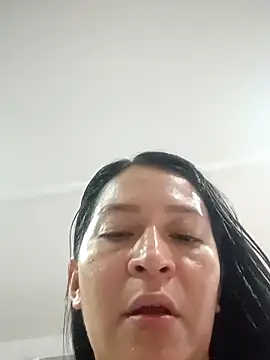 Snapshot of Dr_Edna_naughty chatting on 04/13/26, 03:49 Dr Edna naughty online show from 04/13/26, 03:49