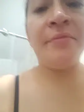 Snapshot of Dr_Edna_naughty chatting on 04/12/26, 12:41 Dr Edna naughty online show from 04/12/26, 12:41