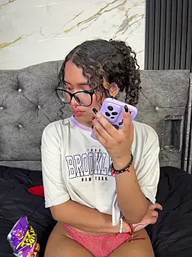 Bunny fire online show from 04/18/26, 07:58