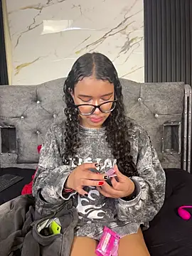 Bunny fire online show from 04/27/26, 07:12