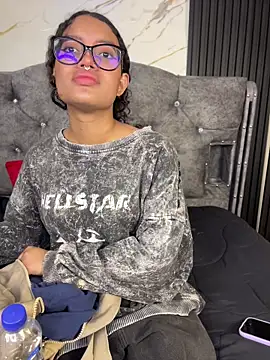 Bunny fire online show from 04/10/26, 07:10