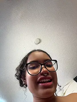 Bunny fire online show from 04/26/26, 08:06