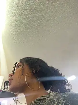 Bunny fire online show from 04/09/26, 06:58