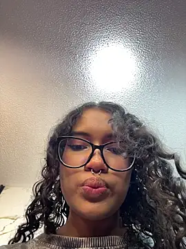 Bunny fire online show from 03/18/26, 07:04