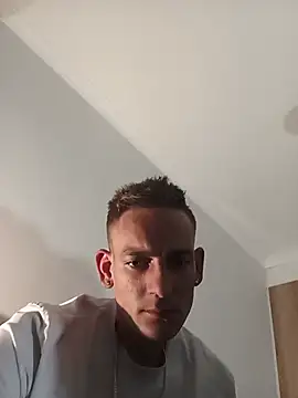 Yunglad online show from 07/04/26, 11:31