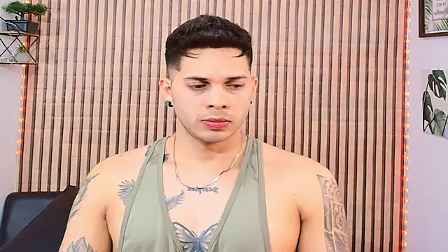 Snapshot of johan_speitzer chatting on 03/23/26, 12:22 johan speitzer online show from 03/23/26, 12:22