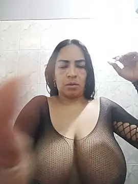 Snapshot of Carolinna chatting on 06/29/26, 02:39 Carolinna online show from 06/29/26, 02:39