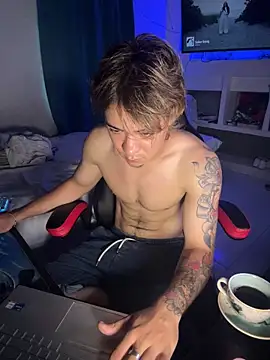 AngelLatinBoy online show from 04/05/26, 01:29