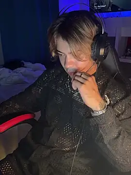AngelLatinBoy online show from 03/26/26, 04:22