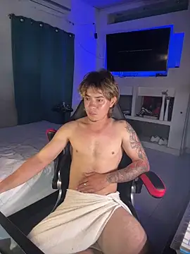 AngelLatinBoy online show from 04/08/26, 10:11