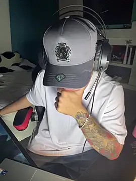 AngelLatinBoy online show from 03/29/26, 07:43