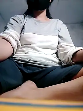 Snapshot of Divya3107 chatting on 03/20/26, 08:04 Divya3107 online show from 03/20/26, 08:04