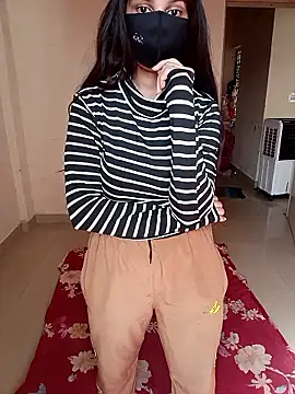 Divya3107 online show from 06/07/26, 03:23