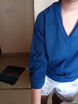 Divya3107 online show from 06/16/26, 04:23
