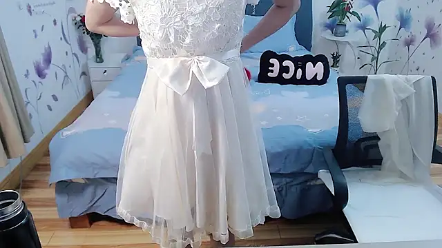 mila-baby-99 online show from 04/04/26, 01:28