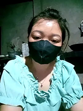 Bling-pusy online show from 04/10/26, 11:39