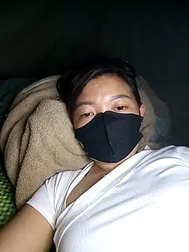 Bling-pusy online show from 04/16/26, 01:23