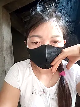 Bling-pusy online show from 04/23/26, 03:46