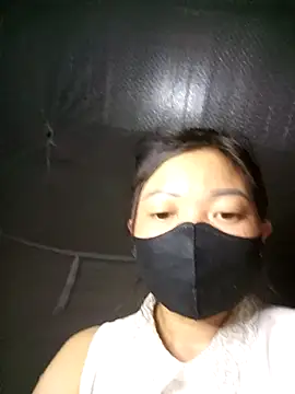 Bling-pusy online show from 04/19/26, 12:17