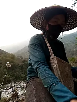 Bling-pusy online show from 03/27/26, 09:10