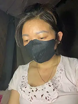 Bling-pusy online show from 04/15/26, 01:04