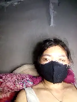 Bling-pusy online show from 04/18/26, 01:13