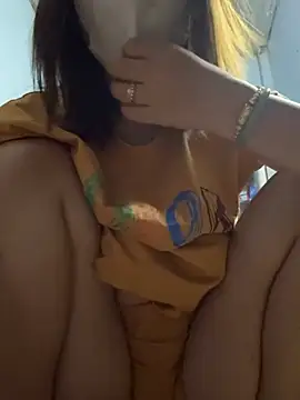 July-lovee online show from 03/22/26, 10:55