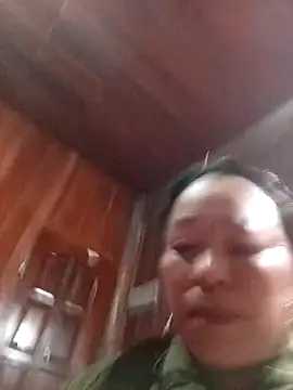 Yellow-pink online show from 03/18/26, 04:30