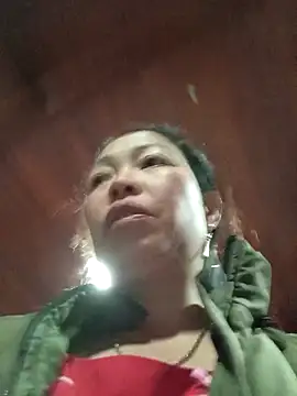 Yellow-pink online show from 03/10/26, 08:07