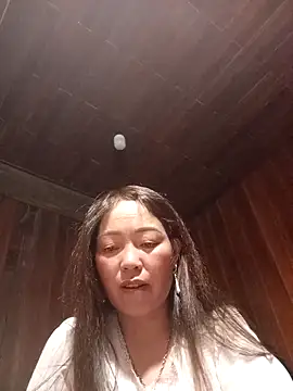 Yellow-pink online show from 03/30/26, 01:56