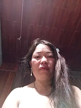 Yellow-pink online show from 04/21/26, 09:43