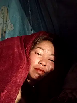 Yellow-pink online show from 03/27/26, 11:16