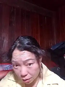 Yellow-pink online show from 03/19/26, 10:54