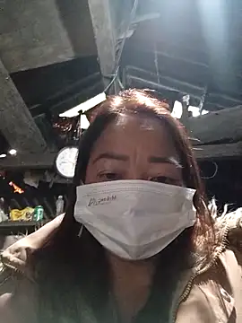 Yellow-pink online show from 03/26/26, 12:09