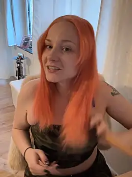 Fiebie licious  online show from 04/24/26, 04:14