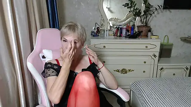 Snapshot of Sweet_Lena7 chatting on 05/16/26, 08:52 Sweet Lena7 online show from 05/16/26, 08:52