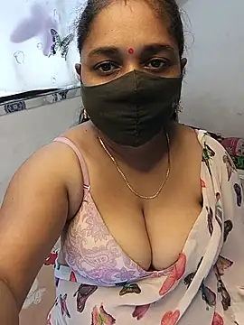 Snapshot of Tanvi_My_Girl chatting on 07/15/26, 05:25 Tanvi My Girl online show from 07/15/26, 05:25