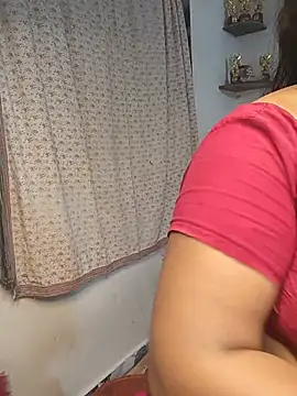 Snapshot of Tanvi_My_Girl chatting on 06/03/26, 02:33 Tanvi My Girl online show from 06/03/26, 02:33