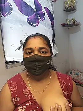 Snapshot of Tanvi_My_Girl chatting on 07/07/26, 05:32 Tanvi My Girl online show from 07/07/26, 05:32