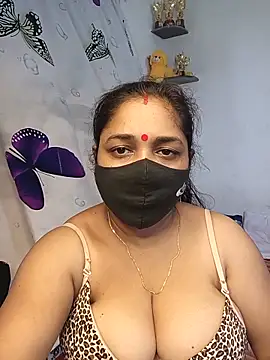 Snapshot of Tanvi_My_Girl chatting on 05/15/26, 06:11 Tanvi My Girl online show from 05/15/26, 06:11