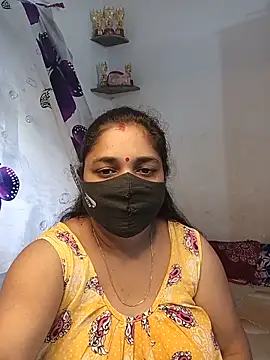 Snapshot of Tanvi_My_Girl chatting on 06/13/26, 04:32 Tanvi My Girl online show from 06/13/26, 04:32