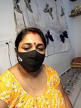 Snapshot of Tanvi_My_Girl chatting on 05/05/26, 05:38 Tanvi My Girl online show from 05/05/26, 05:38