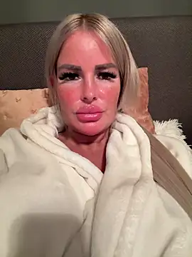 anna kournikova online show from 03/22/26, 08:43