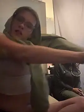 mystery916 online show from 04/16/26, 02:34