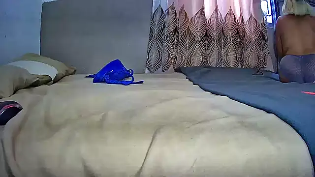 DirtyMelo online show from 04/11/26, 07:56